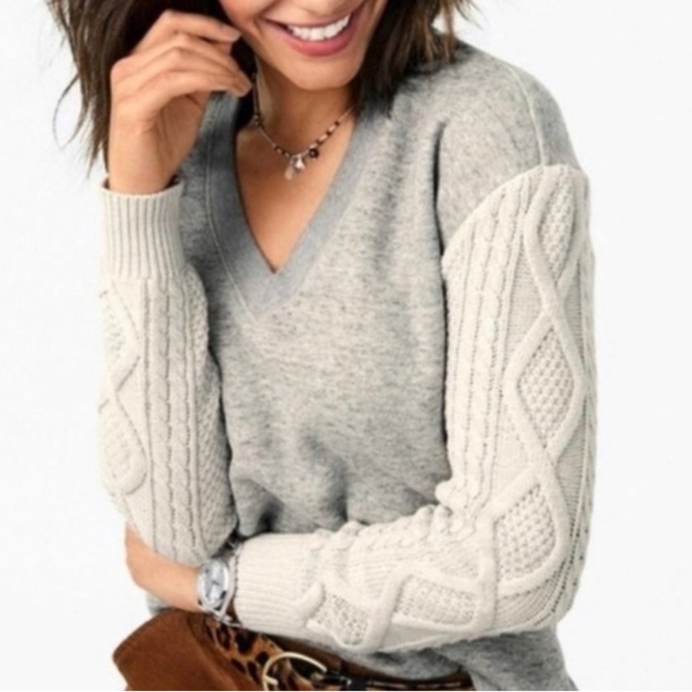 Cabi Small Fusion Sweatshirt
